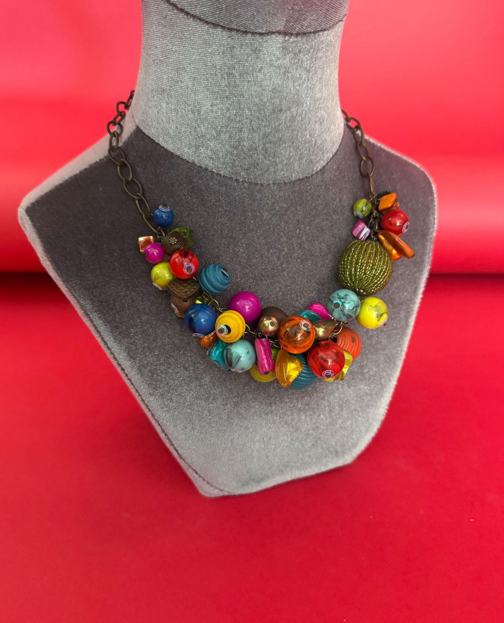 spark and rebel features pop statement necklace in eco fashion